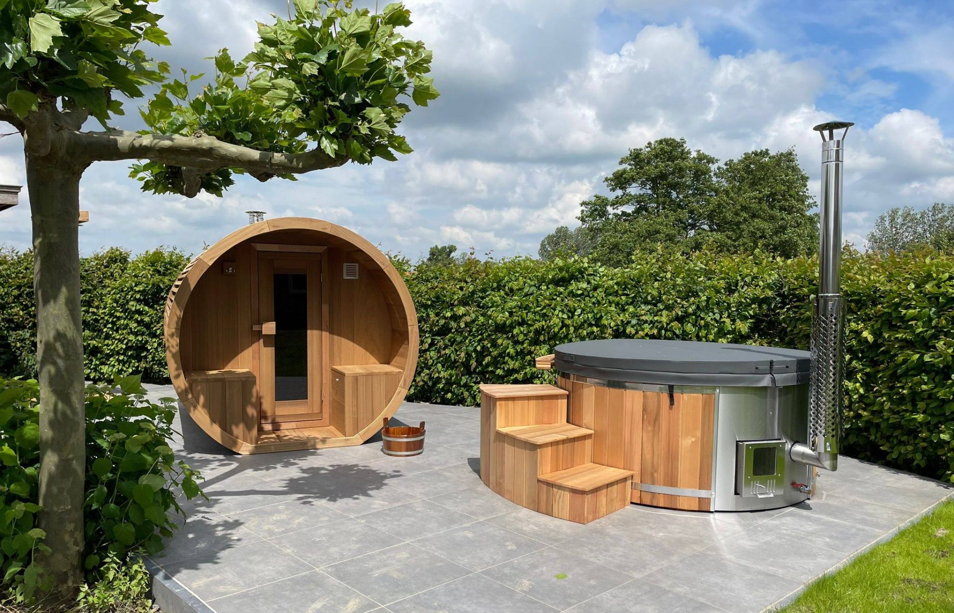 Luxe hottubs & sauna's