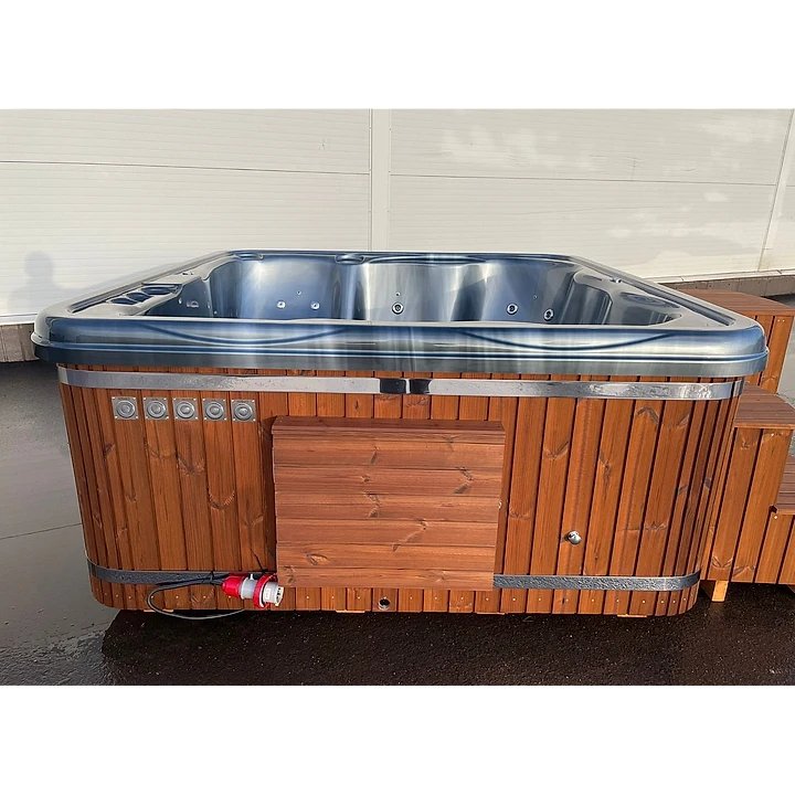 Vierkant 220 Elektrisch 12 kW, Roodbruin Thermohout, Zwart Marmer Acryl 4
