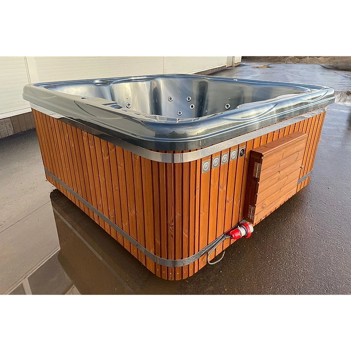 Vierkant 220 Elektrisch 12 kW, Roodbruin Thermohout, Zwart Marmer Acryl 10